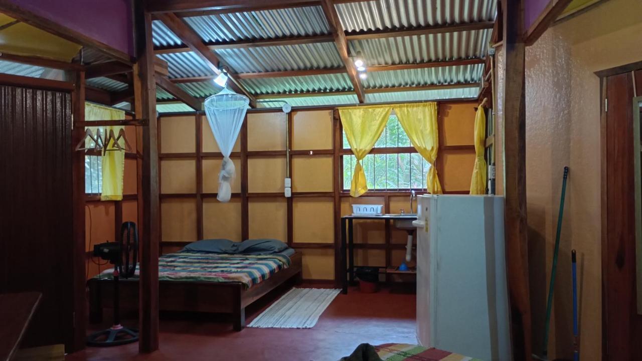 Cabinas Algebra Cahuita Εξωτερικό φωτογραφία